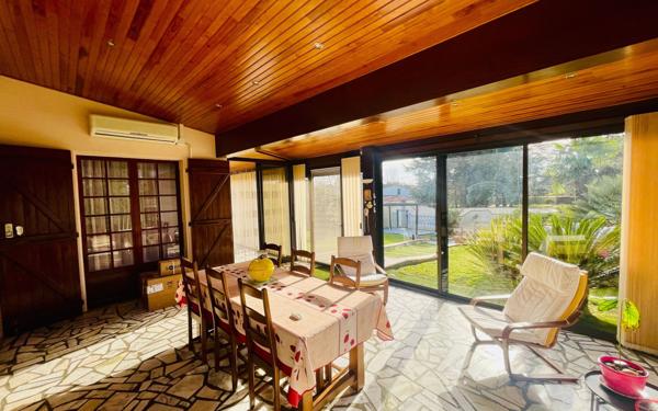 Maison à vendre    5 pièces •  Castelginest