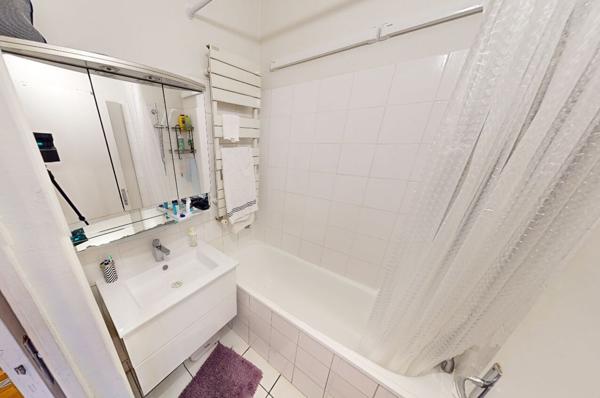 Appartement meublé 3 pièces 69,71 m2 - Père Lachaise 75011