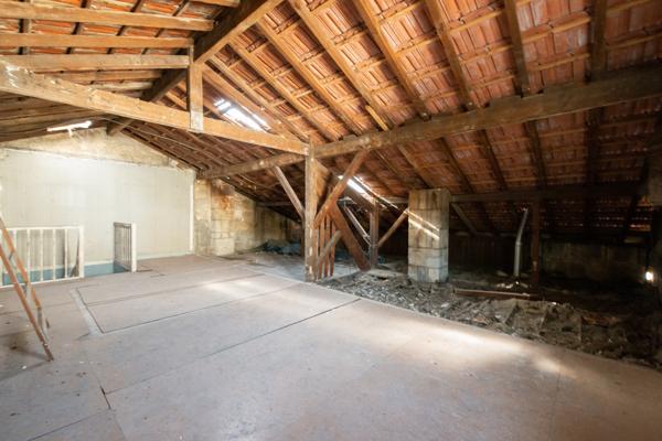 ARCHITECTURE À SUBLIMER - 1900 - Echoppe double avec garage - Bordeaux