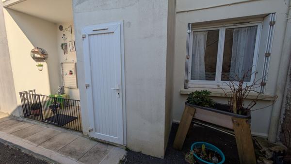 Appartement 2 pièces à vendre Rochefort - 17300 / Réf: 3358