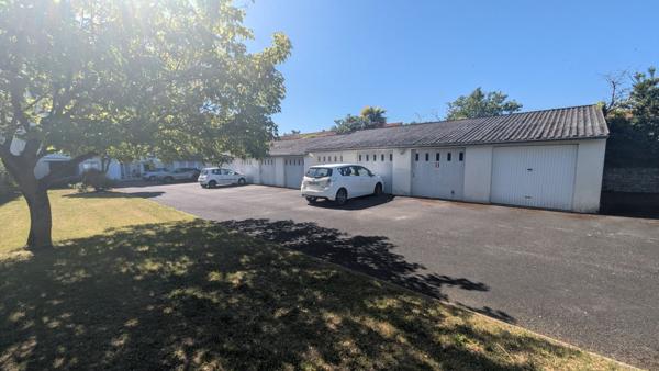 Appartement 2 pièces à vendre Rochefort - 17300 / Réf: 3358