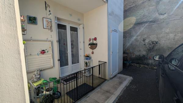 Appartement 2 pièces à vendre Rochefort - 17300 / Réf: 3358