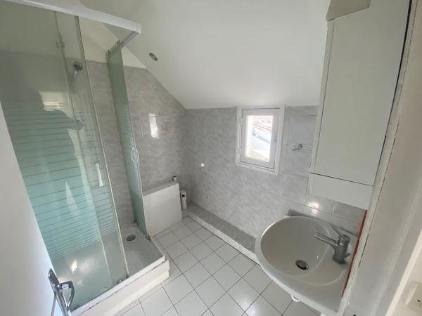 IMMEUBLE DE RAPPORT de 6 APPARTEMENTS