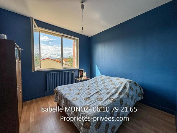 Maison individuelle à Cournon D'Auvergne 5 pièce(s) 80 m2, 70m2 de dépendances sur  jardin