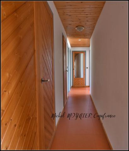 T3 rénové avec balcon, vue dégagée plein sud – L'Argentière-la-Bessée