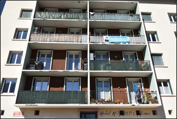 T3 rénové avec balcon, vue dégagée plein sud – L'Argentière-la-Bessée