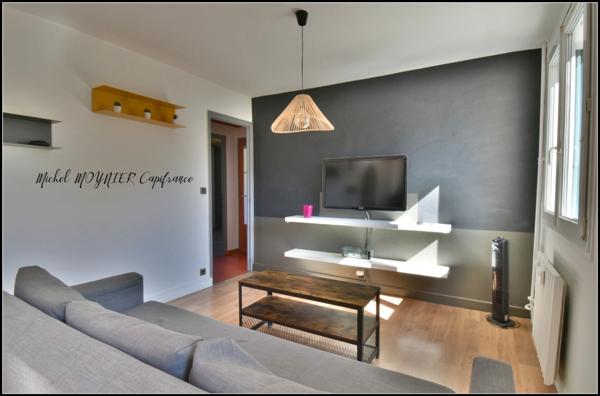 T3 rénové avec balcon, vue dégagée plein sud – L'Argentière-la-Bessée