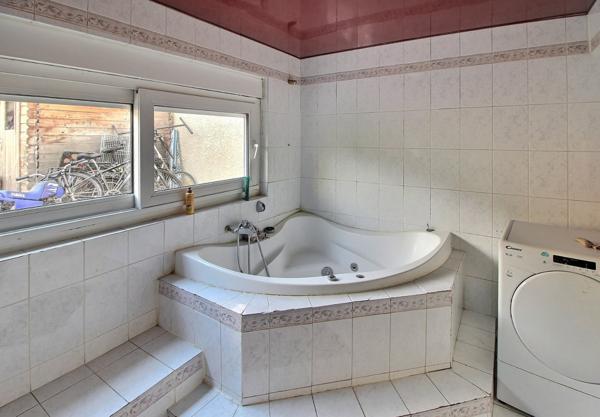 Maison à MONTREUIL (93100)