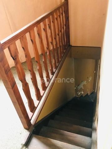 Dpt Cher (18), à vendre Grande Maison à rénover