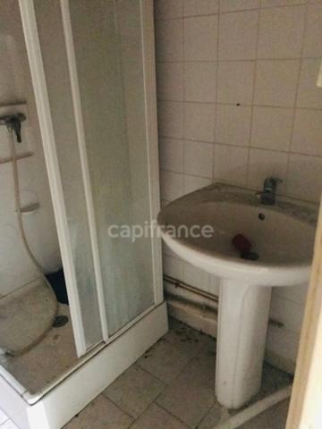 Dpt Cher (18), à vendre Grande Maison à rénover