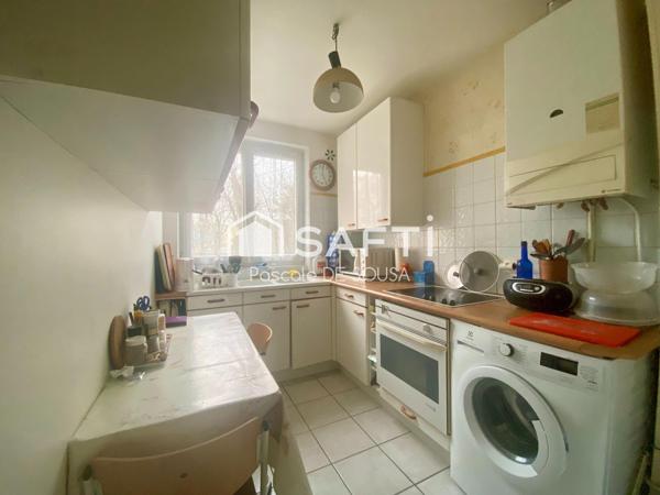 Triangle d'Or, appartement avec 3 chambres, triple exposition, balcon face à la verdure