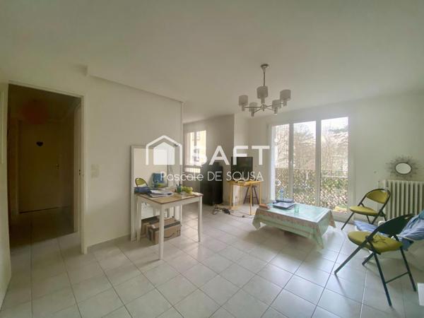 Triangle d'Or, appartement avec 3 chambres, triple exposition, balcon face à la verdure