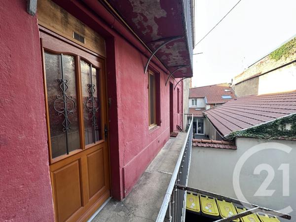 Appartement F3 à vendre  3 pièces - 65,14 m 2   LE COTEAU  - 42