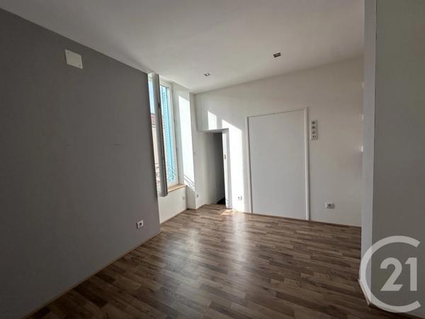 Appartement F3 à vendre  3 pièces - 65,14 m 2   LE COTEAU  - 42
