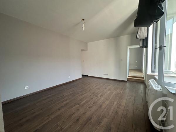 Appartement F3 à vendre  3 pièces - 65,14 m 2   LE COTEAU  - 42