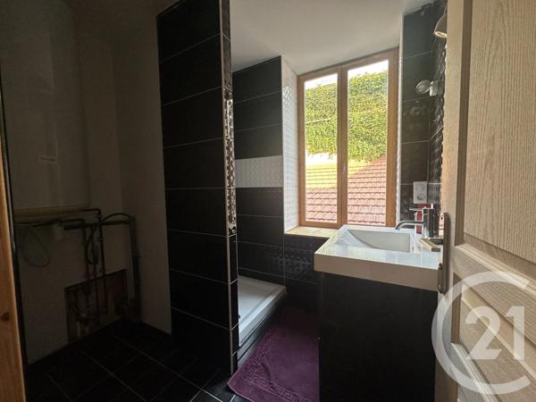 Appartement F3 à vendre  3 pièces - 65,14 m 2   LE COTEAU  - 42