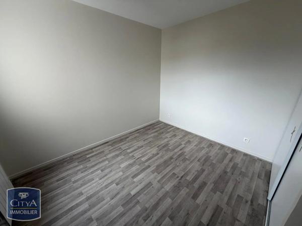 Appartement à louer 2 pièces 54.24m² Vichy (03200)