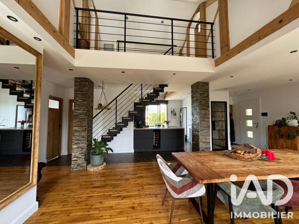 Maison à vendre 8 pièces 190 m² Mûrs-Erigné