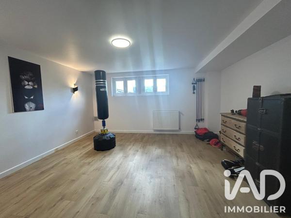 Maison à vendre 8 pièces 190 m² Mûrs-Erigné
