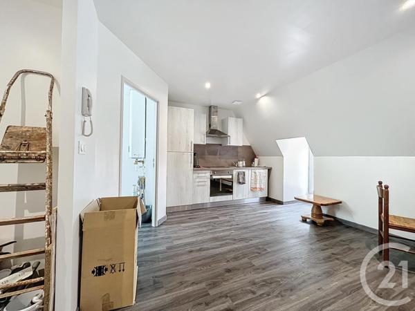 Appartement F3 à vendre  4 pièces - 199,02 m2 ST POURCAIN SUR SIOULE - 03