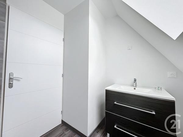 Appartement F3 à vendre  4 pièces - 199,02 m2 ST POURCAIN SUR SIOULE - 03