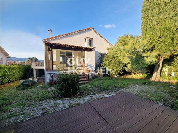 Quartier CHATEAUVERT MAISON RENOVEE