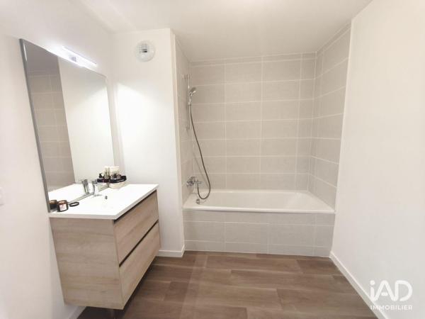 Location appartement 4 pièces 72 m² Laval