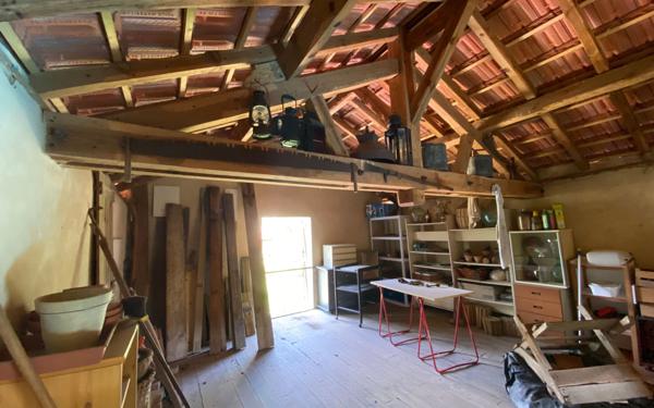 Maison à vendre    6 pièces •  Amou