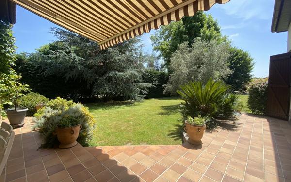 Maison à vendre    6 pièces •  Amou