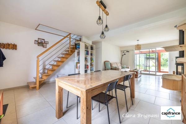 À VENDRE à AVRAINVILLE – MAISON 4 PIÈCES 105 M²– VIE PLAIN-PIED   – JARDIN SANS VIS-À-VIS – SECTEUR RECHERCHÉ