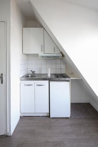 MONTREUIL - RUE VOLTAIRE - DERNIER ÉTAGE - VUE DÉGAGÉE 114 000 € **  - Référence  6824-NG