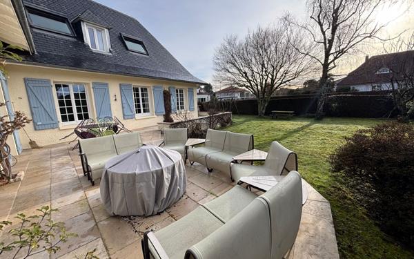 Maison à vendre    5 pièces • 190 m2 Pau