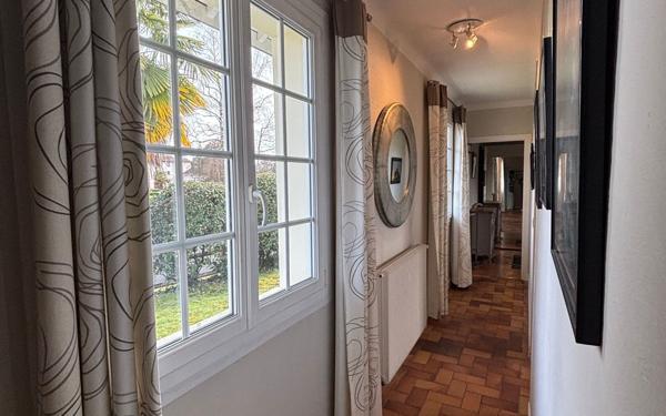 Maison à vendre    5 pièces • 190 m2 Pau