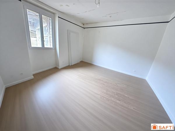 Proche centre ville et gare direct Paris