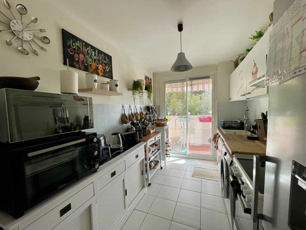 Idéalement situé - T2 avec extérieur - Toulon (83200)