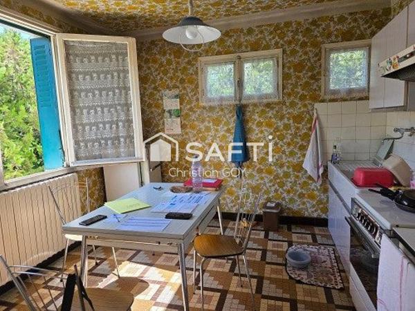 BOURGOIN-JALLIEU - 38300 -  MAISON 80 M² - 3 CHAMBRES - 520 M² TERRAIN -