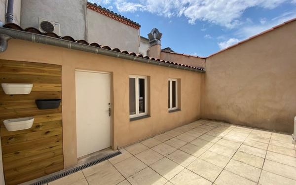 Appartement à louer    3 pièces • 102 m2 Castres