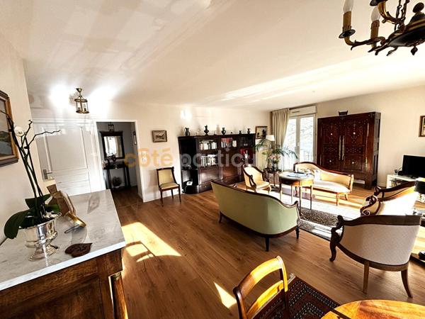 Vente Appartement107 m² - 5 Pièces - CAEN (14000)