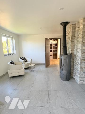 VORAY SUR L'OGNON Maison rénovée