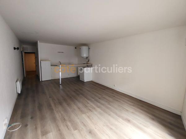 Vente
                Appartement30 m² - 1 Pièce -
                    LA ROCHELLE (17000)
