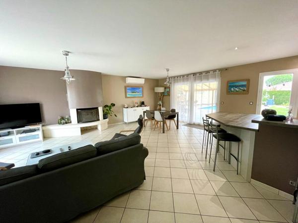 Maison Ambares Et Lagrave 5 pièce(s) 130 m2