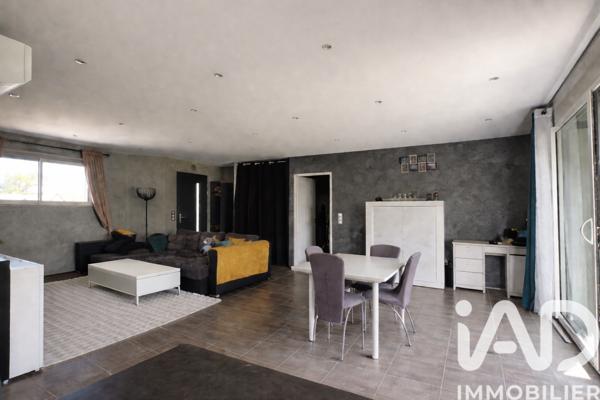 Maison à vendre 5 pièces 102 m² Dangé-Saint-Romain