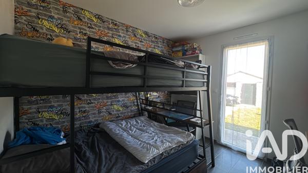 Maison à vendre 5 pièces 102 m² Dangé-Saint-Romain