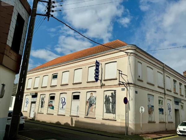 Local commercial à vendre à Calais dans le Pas-de-Calais (62100), ref : H124038
