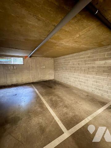 PACE - Dans une copropriété récente (2012), appartement de type T3 de 60m² situé au deuxième ét...