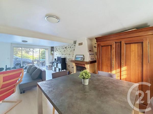 Maison à vendre  6 pièces - 166,38 m 2   PLOUMAGOAR  - 22