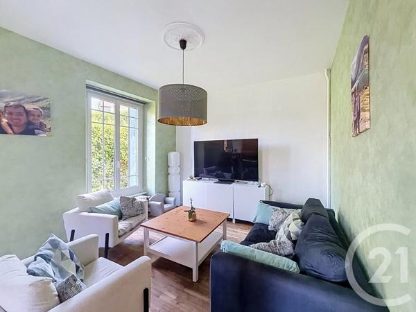 Maison à vendre  6 pièces - 166,38 m 2   PLOUMAGOAR  - 22