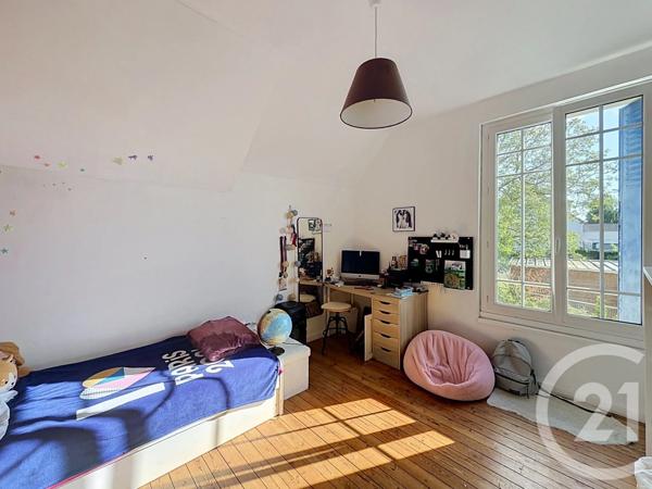 Maison à vendre  6 pièces - 166,38 m 2   PLOUMAGOAR  - 22
