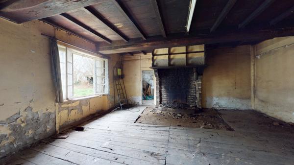 Maison - À rénover - Dépendances - Jardin - Isigny Le Buat