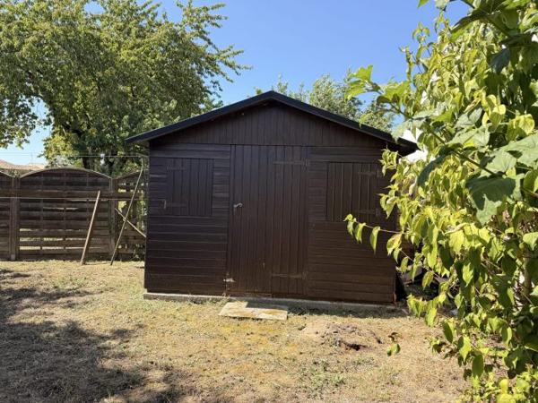 Petite maison de plain-pied avec jardin en coeur de bourg